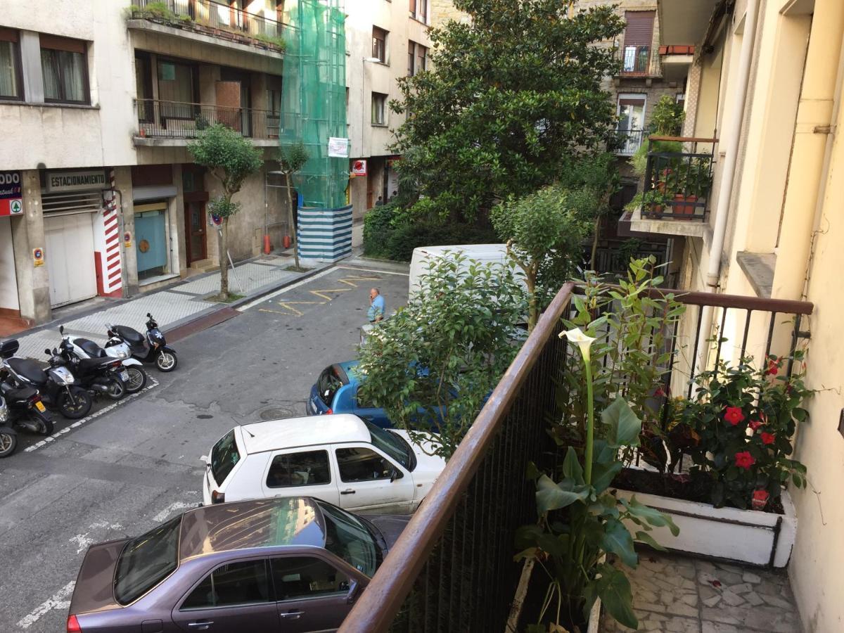 Akasha Arima Bed & Breakfast San Sebastian Exterior photo